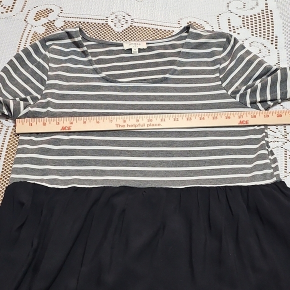 Umgee Black and White Boxy Long Sleeve Tunic